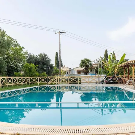 Apartment Konstantinos Pool By Go4sea Ipsos