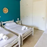 Konstantinos Pool & Fun * איפסוס
