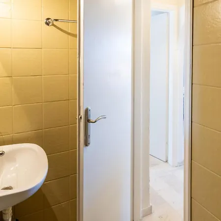 Konstantinos Pool & Fun * イプソス