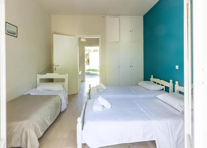 Konstantinos Pool & Fun * Ипсос